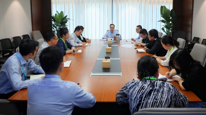 主題教育 | 楊宇宏為戰(zhàn)略規(guī)劃部、運(yùn)營(yíng)管理部黨支部講主題教育專題黨課