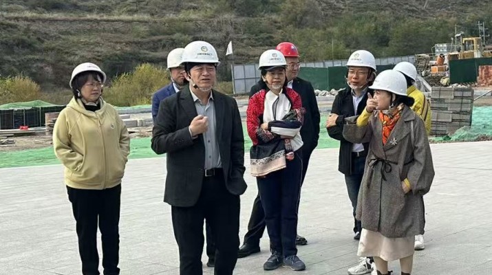 石培文董事長帶隊調(diào)研蘭州石佛溝生態(tài)旅游示范區(qū)項目建設(shè)工作